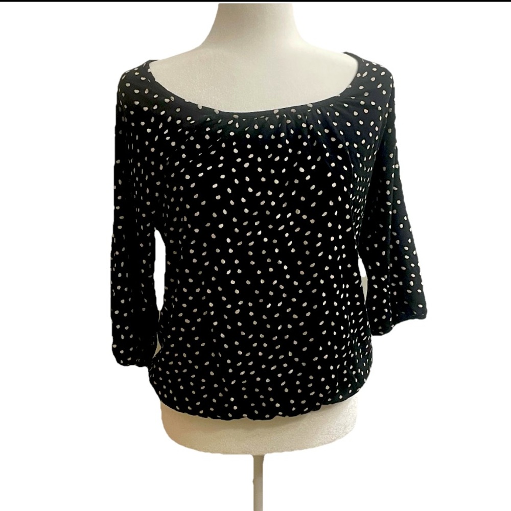 Old Navy Black and White Polka Dot Women's Top Size Small 3/4 Sleeve
